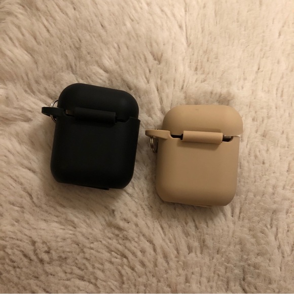 Airpod cases - Picture 3 of 4